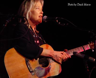 Photo of Laurie Lewis