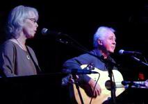 Photo of Steve Gillette & Cindy Mangsen