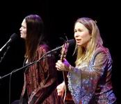 Photo of the Nields