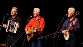 Photo of The Shaw Brothers w/ Taylor Whiteside
